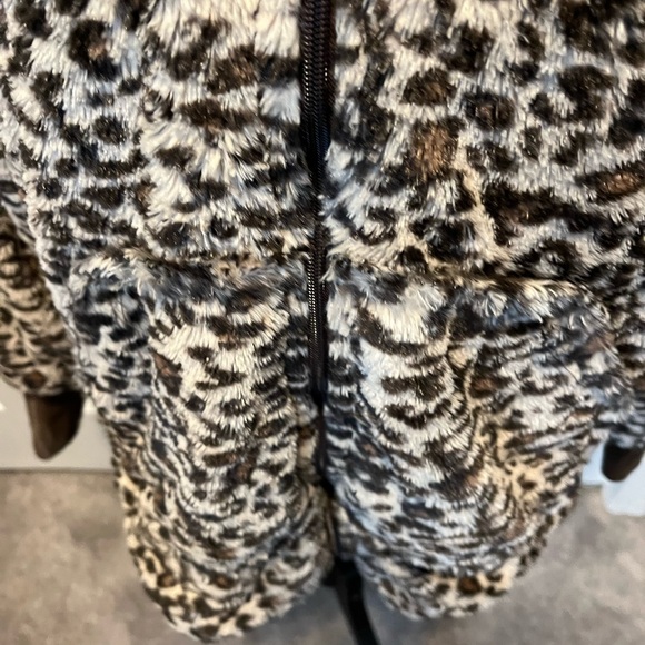 Sherpy reversable size L jacket - Picture 7 of 15